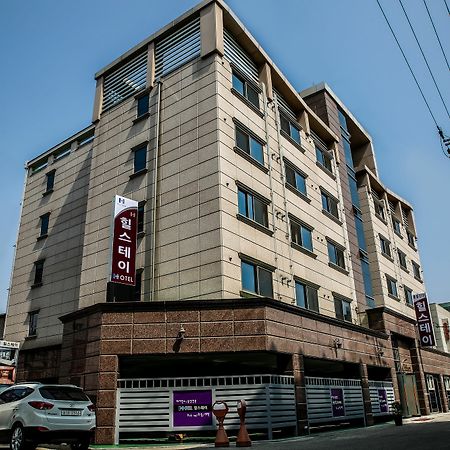 Hillstay Residence Hotel Gumi Exterior photo