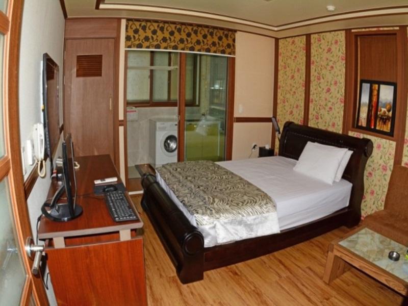 Hillstay Residence Hotel Gumi Exterior photo